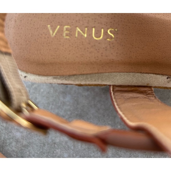 🤑💰🤑 3/$10.00 budle item 🤑💰🤑 
Women’s Venus platform heels - Picture 4 of 7